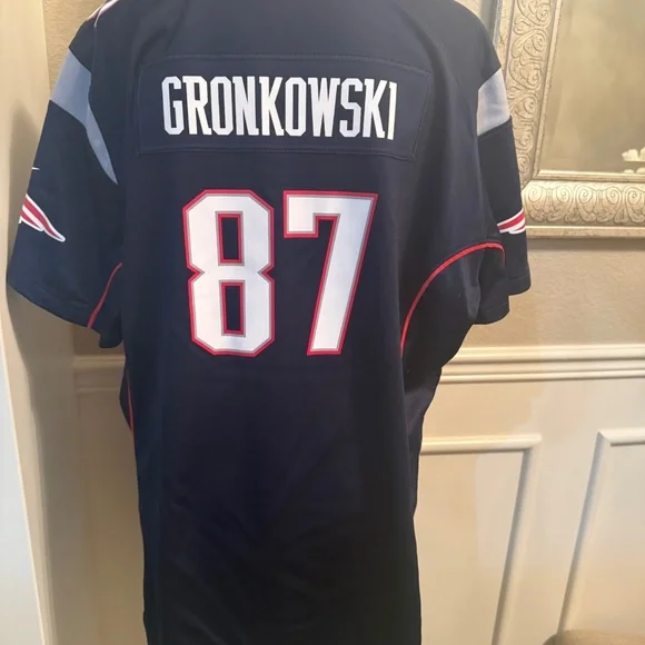 Official NFL Patriots #87 Gronkowski “Gronk” jersey. Size XXL - Picture 3 of 9